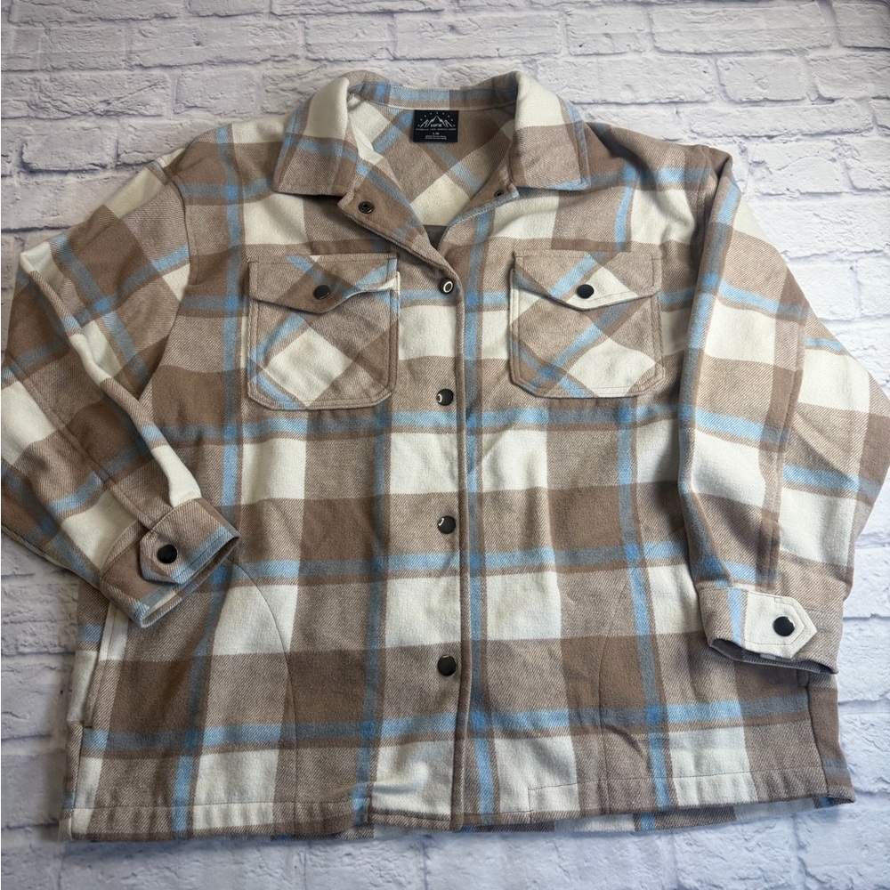 HFX Wool Blend Paid Cream/Blue Shirt Jacket. Snap Flannel. Shacket. Size Large.